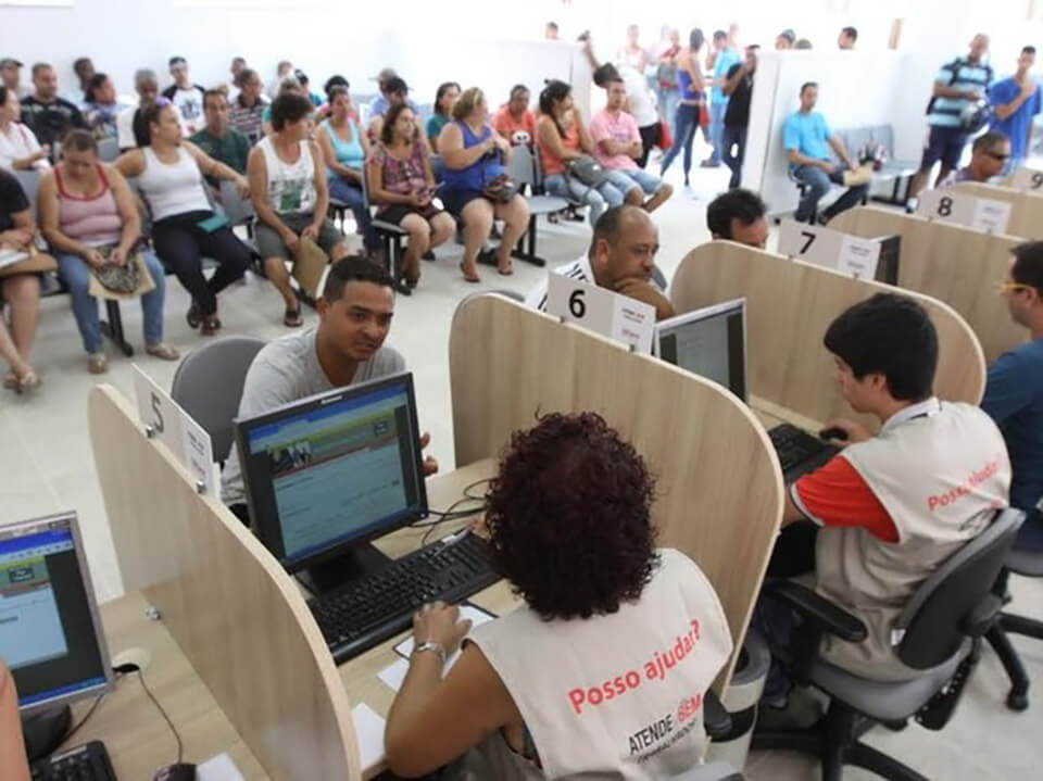 Posto de atendimento ao trabalhador (PAT) de Jacare, em So Paulo (Foto: Alex Brito/PMJ) 